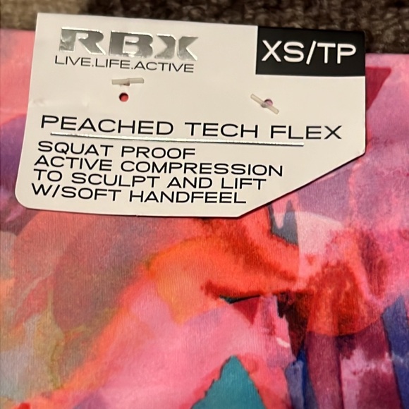 RBX Ankle length XS floral leggings with pockets - Picture 8 of 9